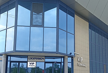 Установка натяжного полотна в аэропорту Курумоч